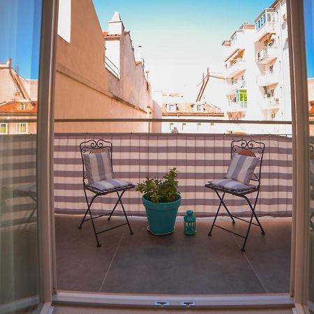 The Lion'S Den Bnb Триест Екстериор снимка