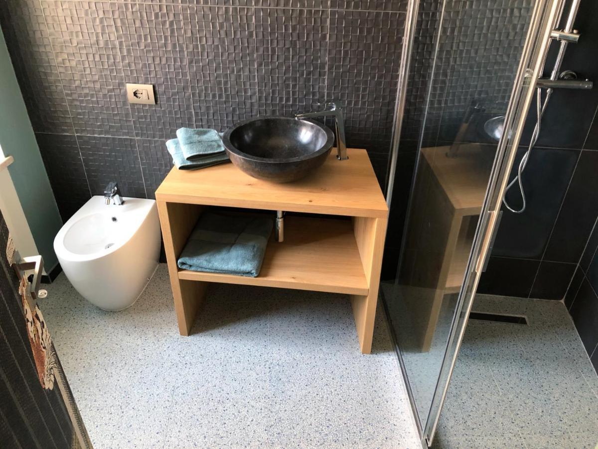 The Lion'S Den Bnb Триест Екстериор снимка